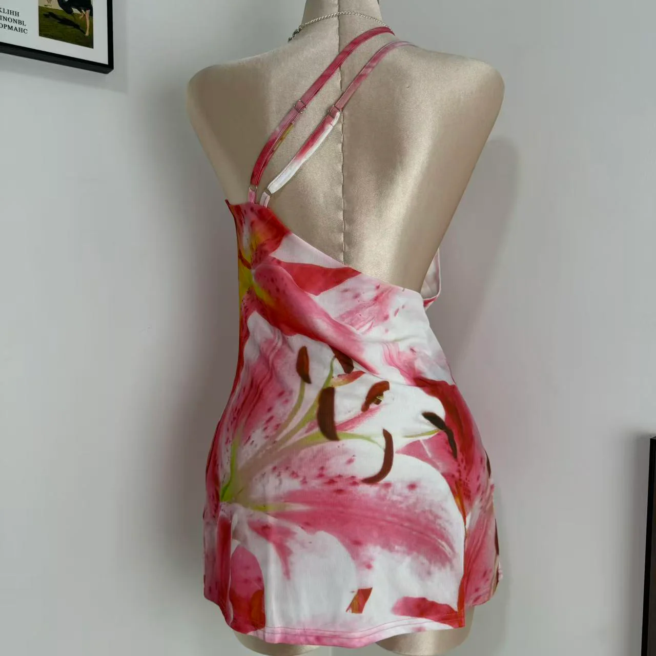 Backless Spaghetti-Strap Dress - Image 4