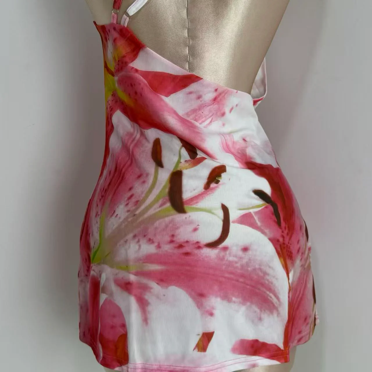 Backless Spaghetti-Strap Dress - Image 6