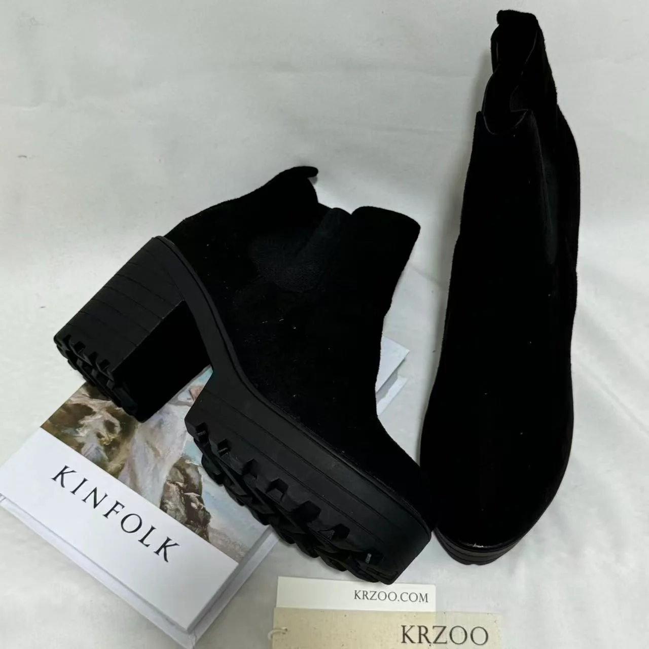 British-Style Platform Round-Toe Ankle Boots - Image 3