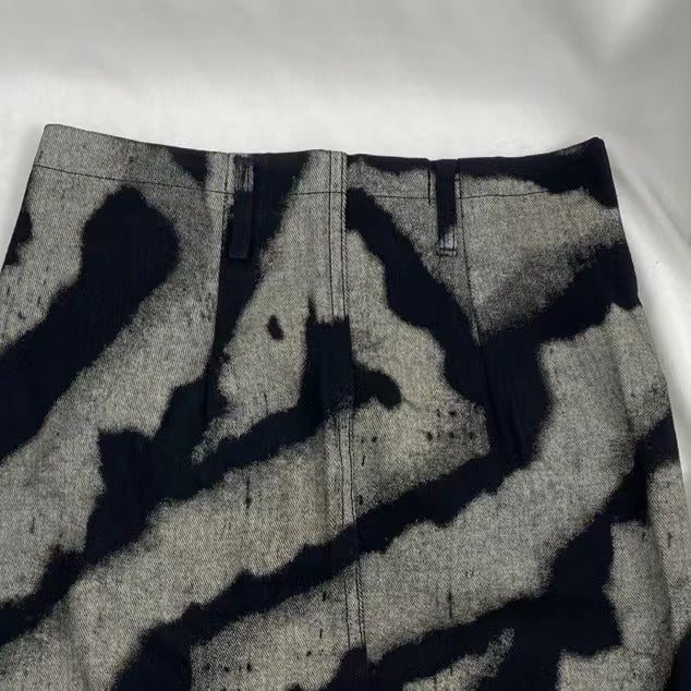Button-Front Vintage-Style Midi Skirt - Image 4