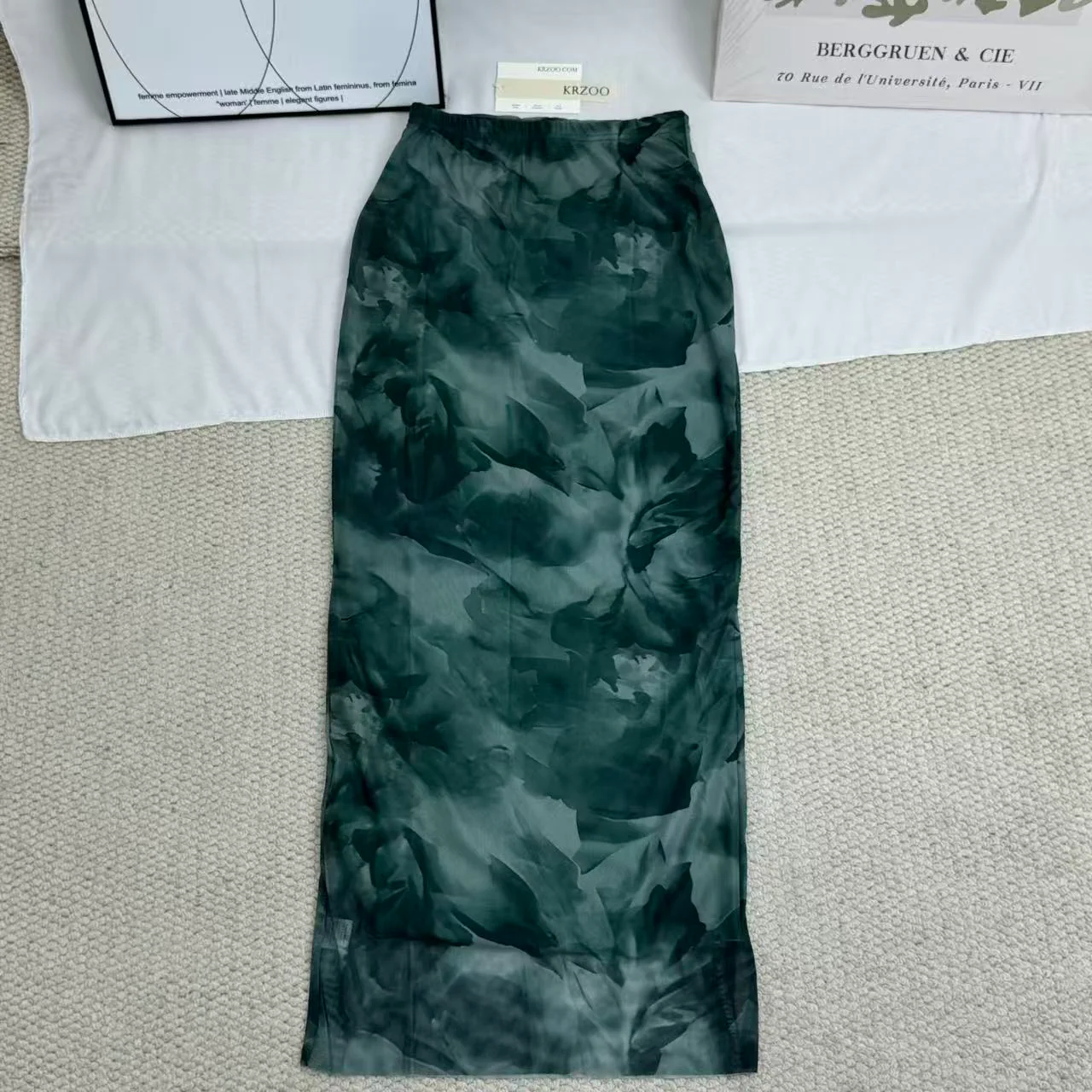Casual High-Waisted Mesh Slit Skirt - Image 2