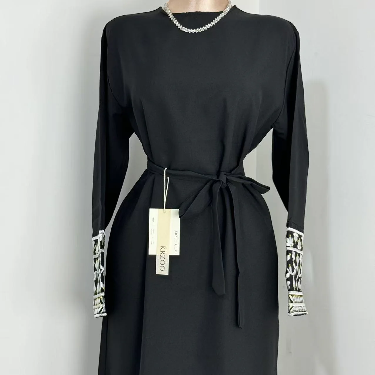 Cotton-Linen Embroidered Closed-Style Robe - Image 4