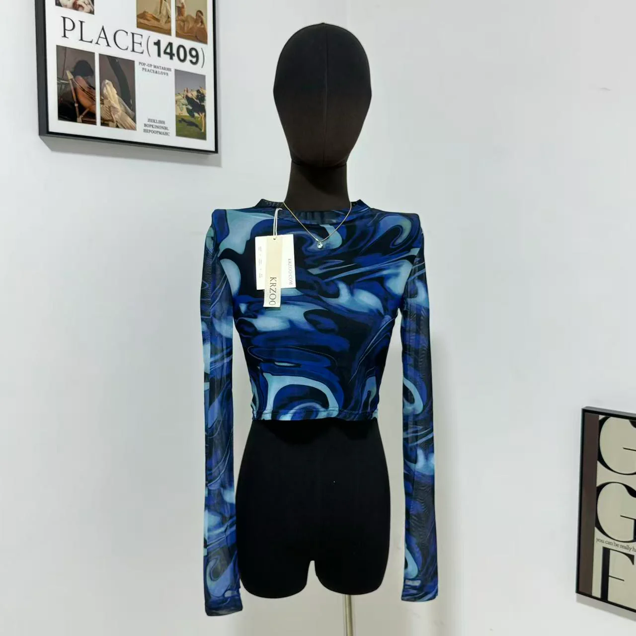Crew Neck Pullover Printed Crop Top