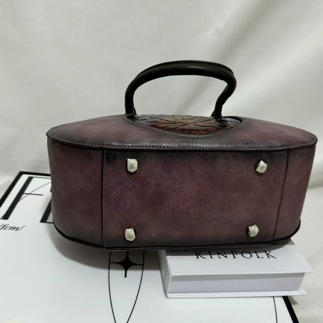 Elegant Retro Cylindrical Bag - Image 2