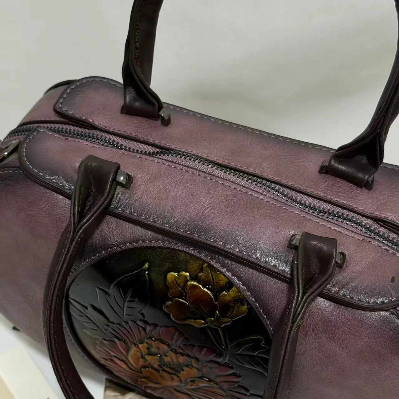Elegant Retro Cylindrical Bag - Image 5