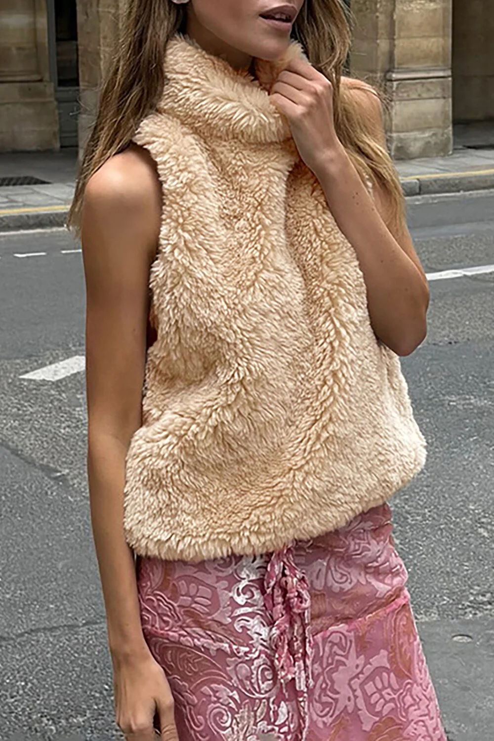 Furry Turtleneck Sleeveless Solid Color Casual Vest-Beige - Image 2
