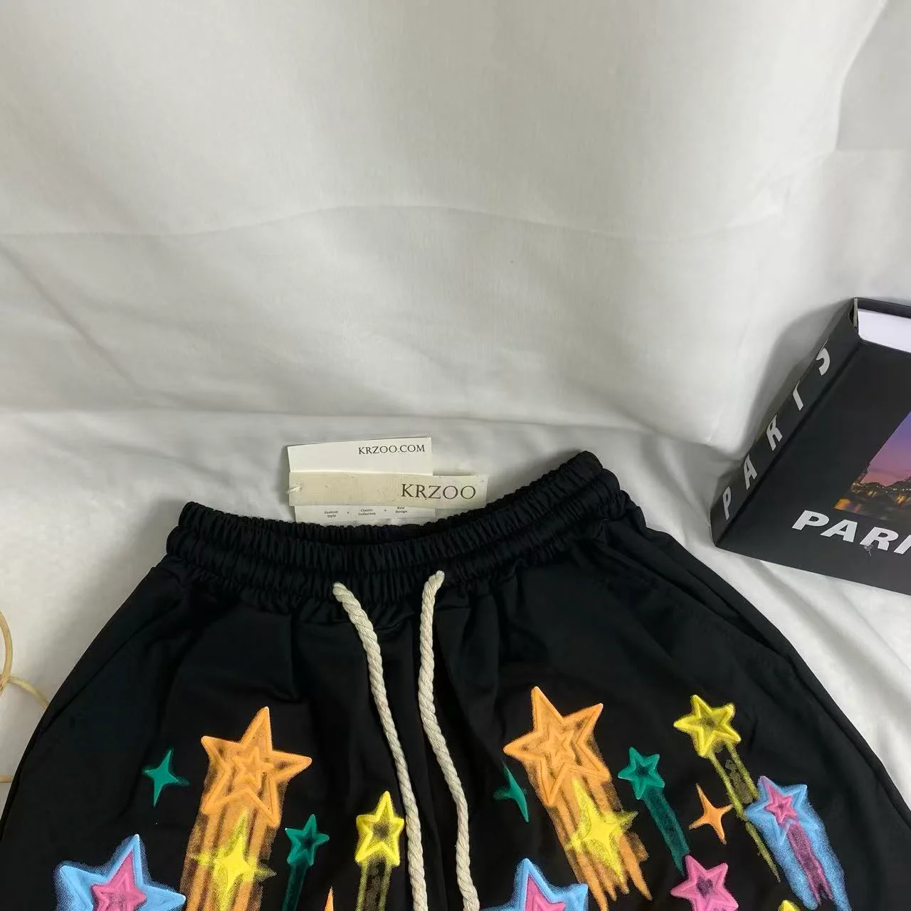 Graffiti-Print Wide-Leg Shorts - Image 4
