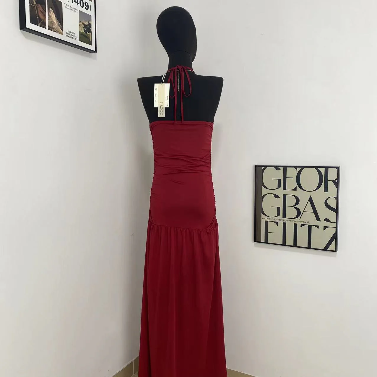 Halter-Neck Dress With Side Slit - Image 2
