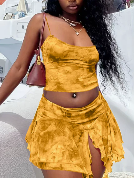 Two-Piece Set Of Spaghetti Strap Slit Skirt - Image 4