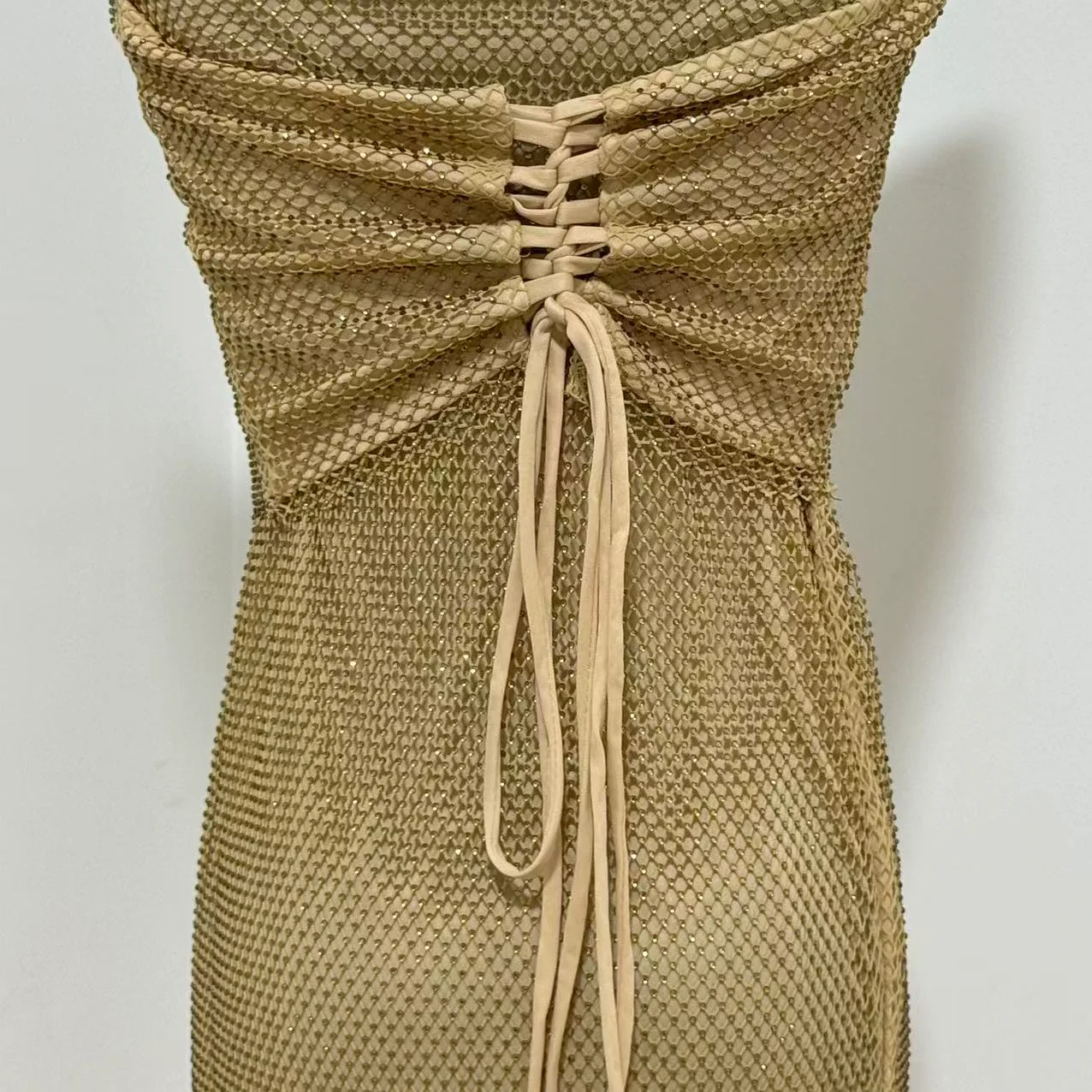 Halter-Neck Slim-Fit Sleeveless Gown - Image 4