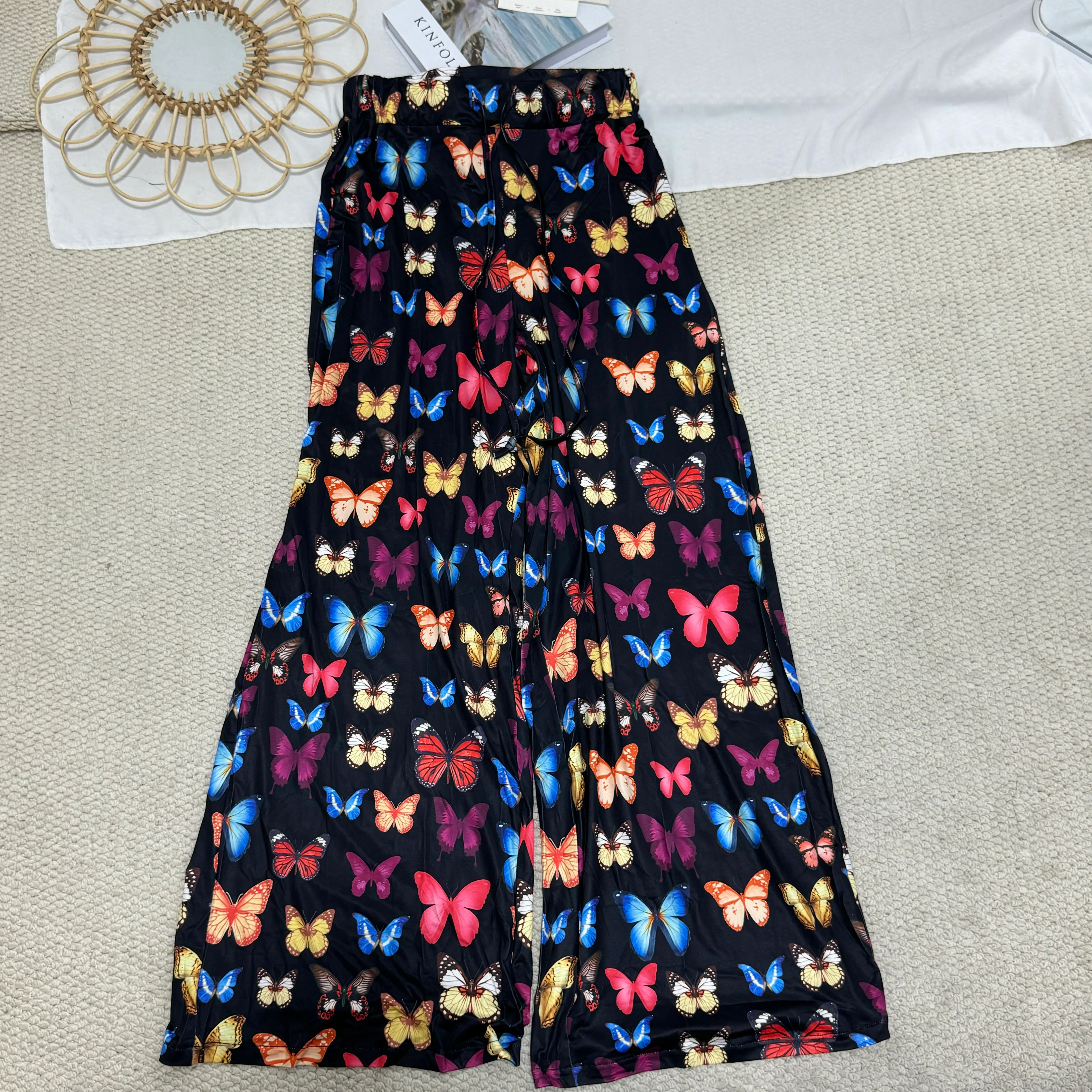 High-Waisted Relaxed-Fit Wide-Leg Pants