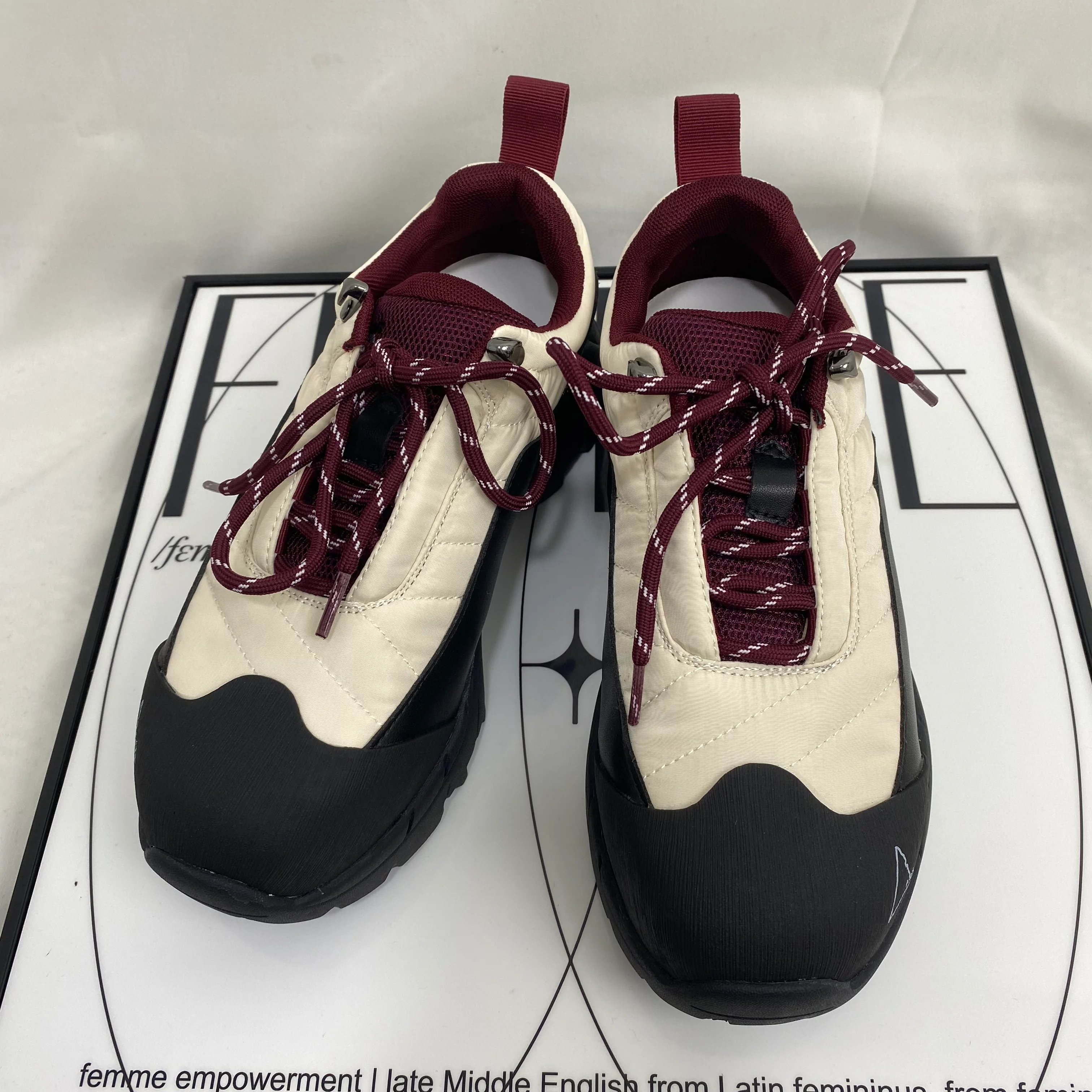 Hiking And Casual Sports Shoes - Image 4
