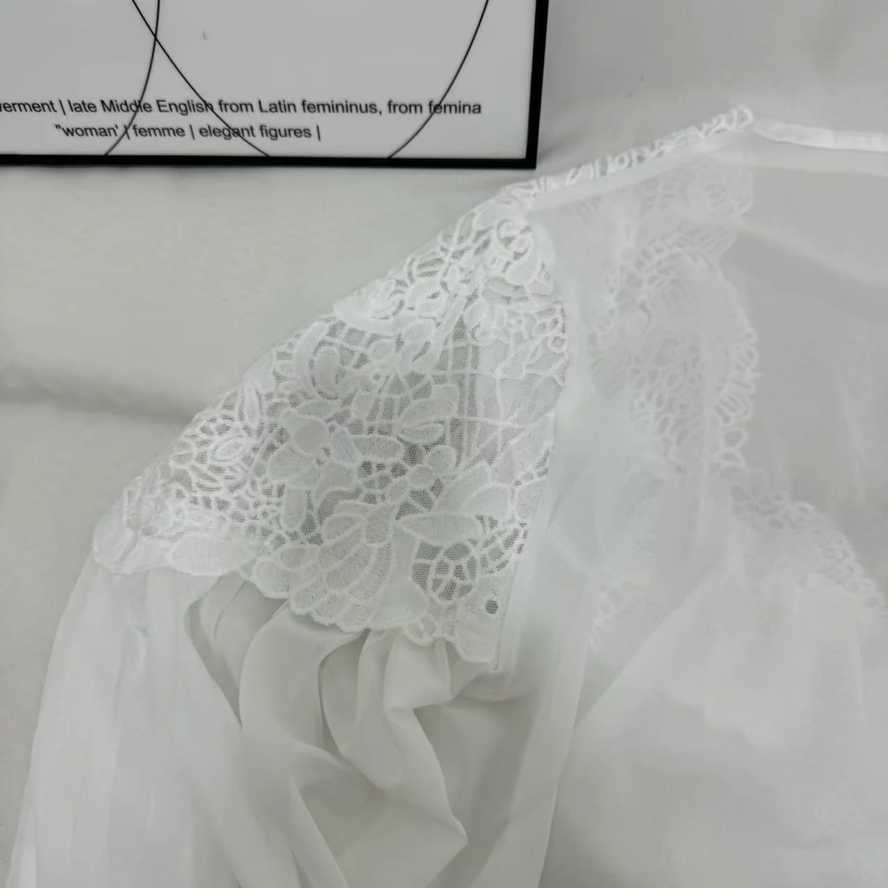 Lace-Paneled Puff-Sleeve Shirt - Image 6