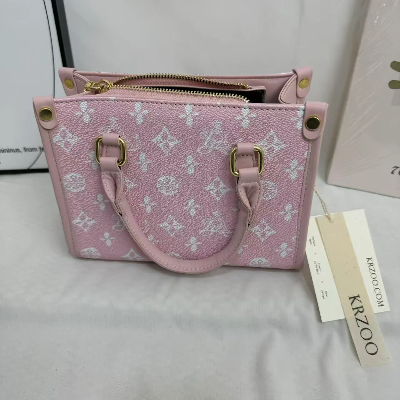 Large-Capacity Printed Shoulder Bag - Image 3