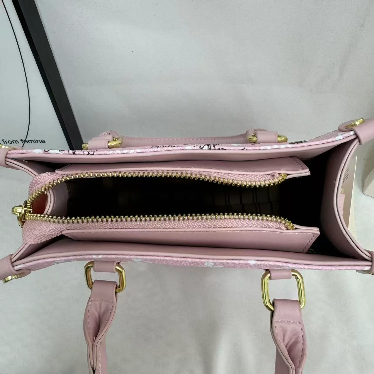 Large-Capacity Printed Shoulder Bag - Image 7
