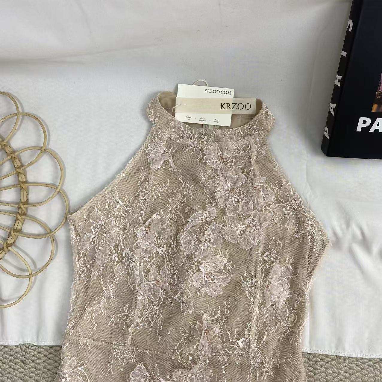 Lightweight Lace Mini Skirt - Image 3