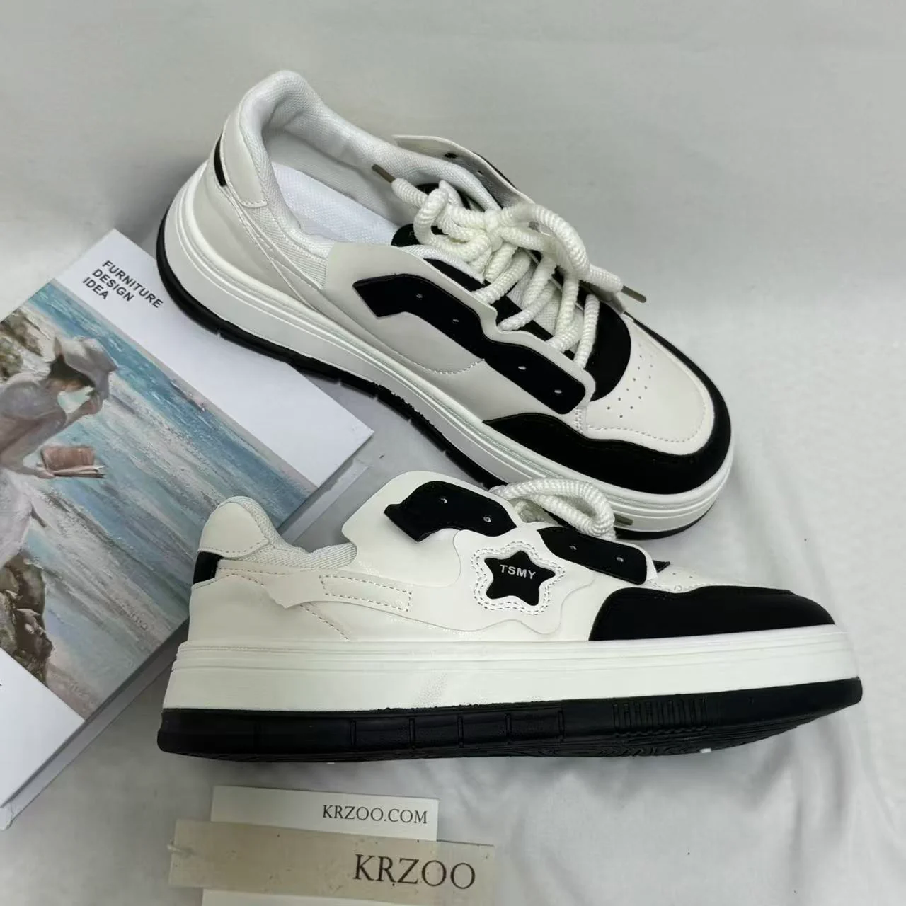 Lightweight Thick-Soled Casual Sneakers - Image 4