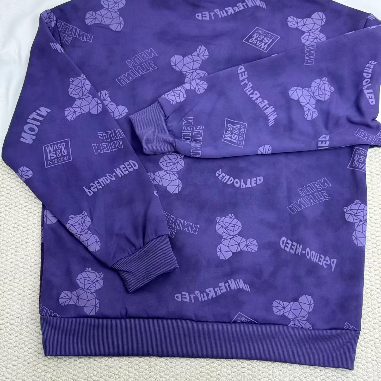 Loose-Fit Crew Neck Base Layer Top - Image 6