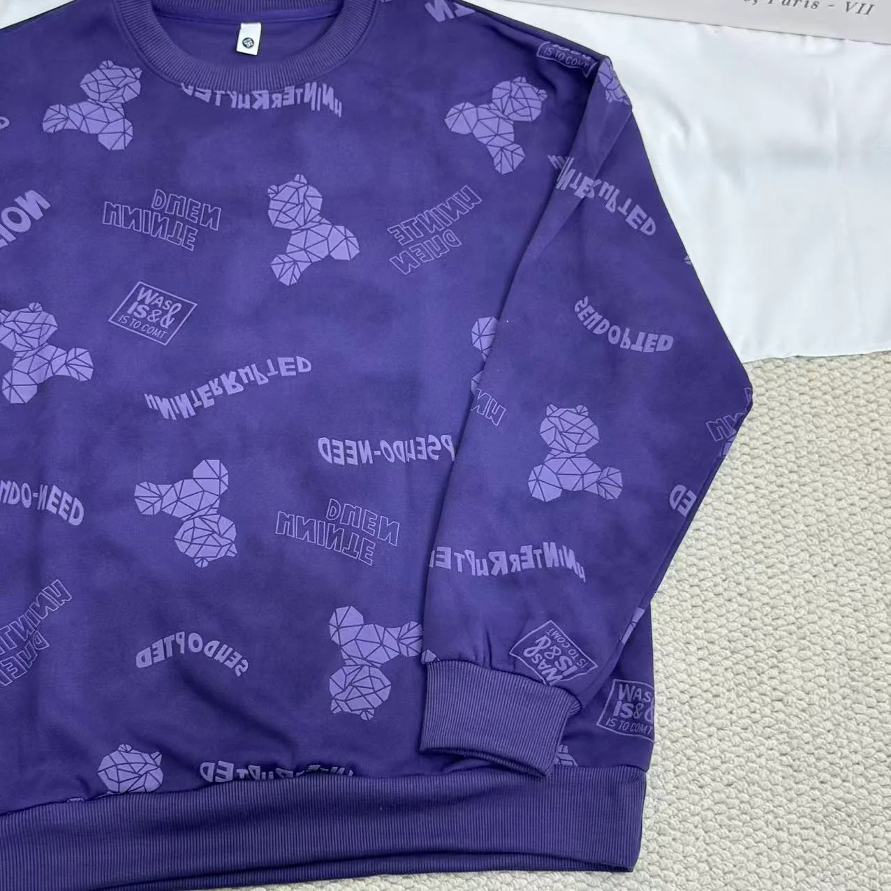 Loose-Fit Crew Neck Base Layer Top - Image 7