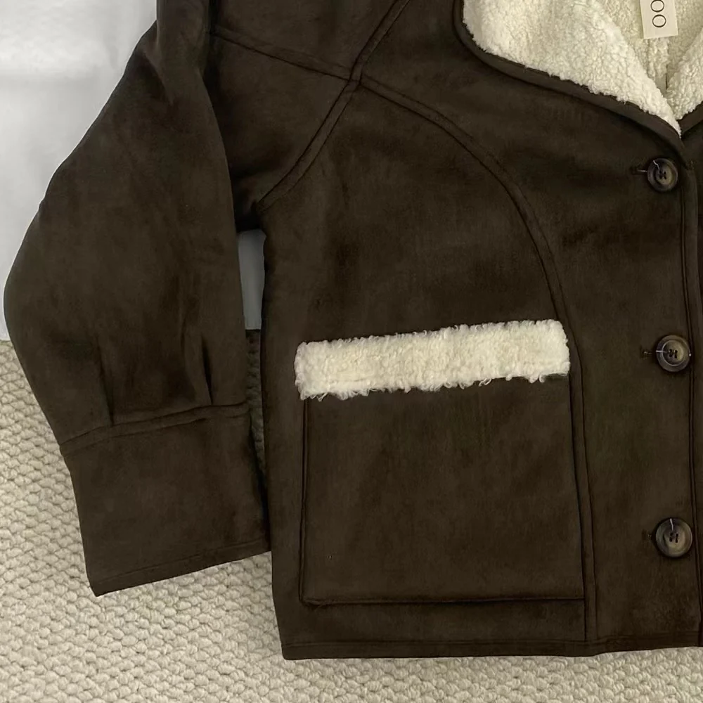 Loose-Fitting Suede And Shearling Coat - Image 4