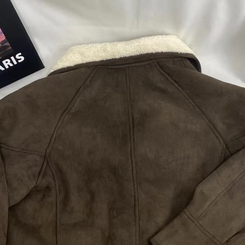 Loose-Fitting Suede And Shearling Coat - Image 5