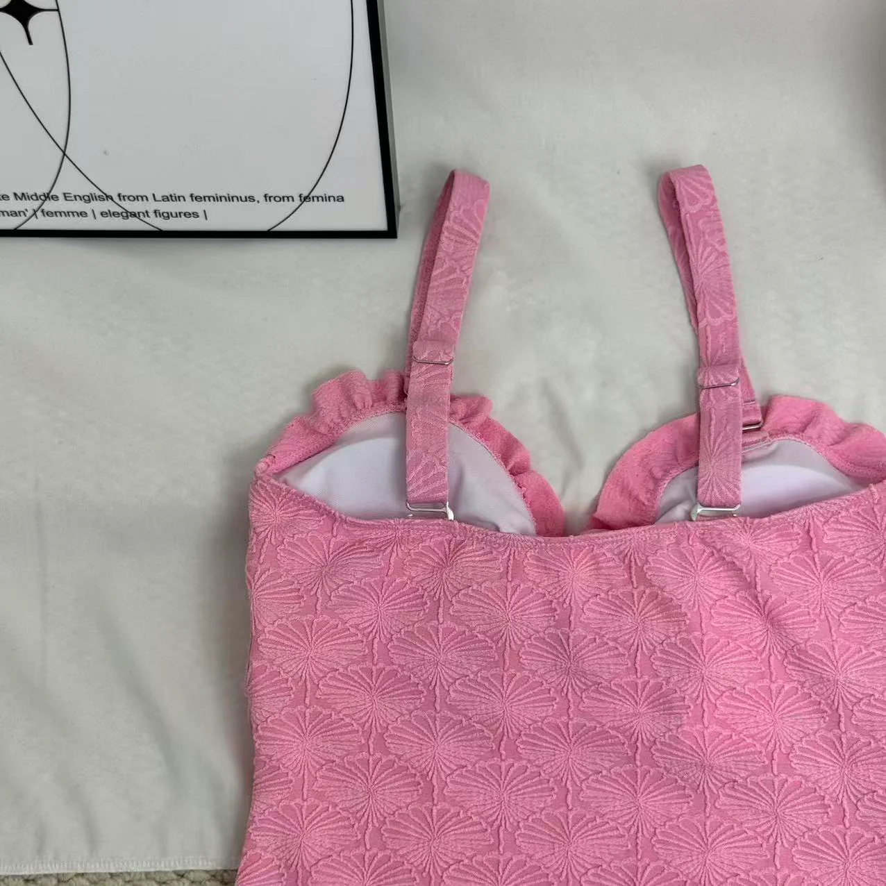 One-Piece Swimsuit With Adjustable Straps - Image 4