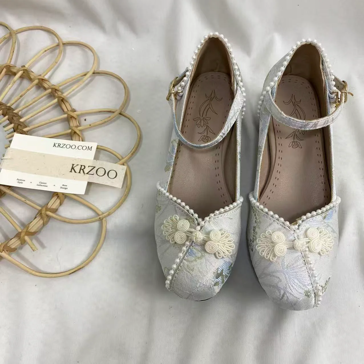 Pearl Beaded Mid-Heel Shoes - Image 2