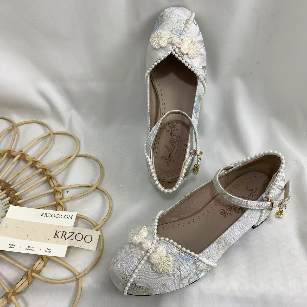 Pearl Beaded Mid-Heel Shoes - Image 5