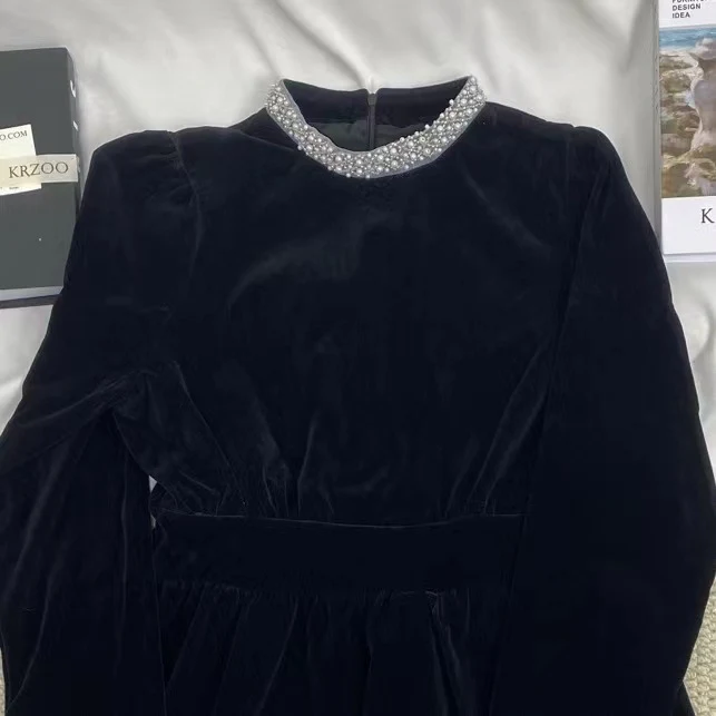 Pearl Black Velvet Dress - Image 5