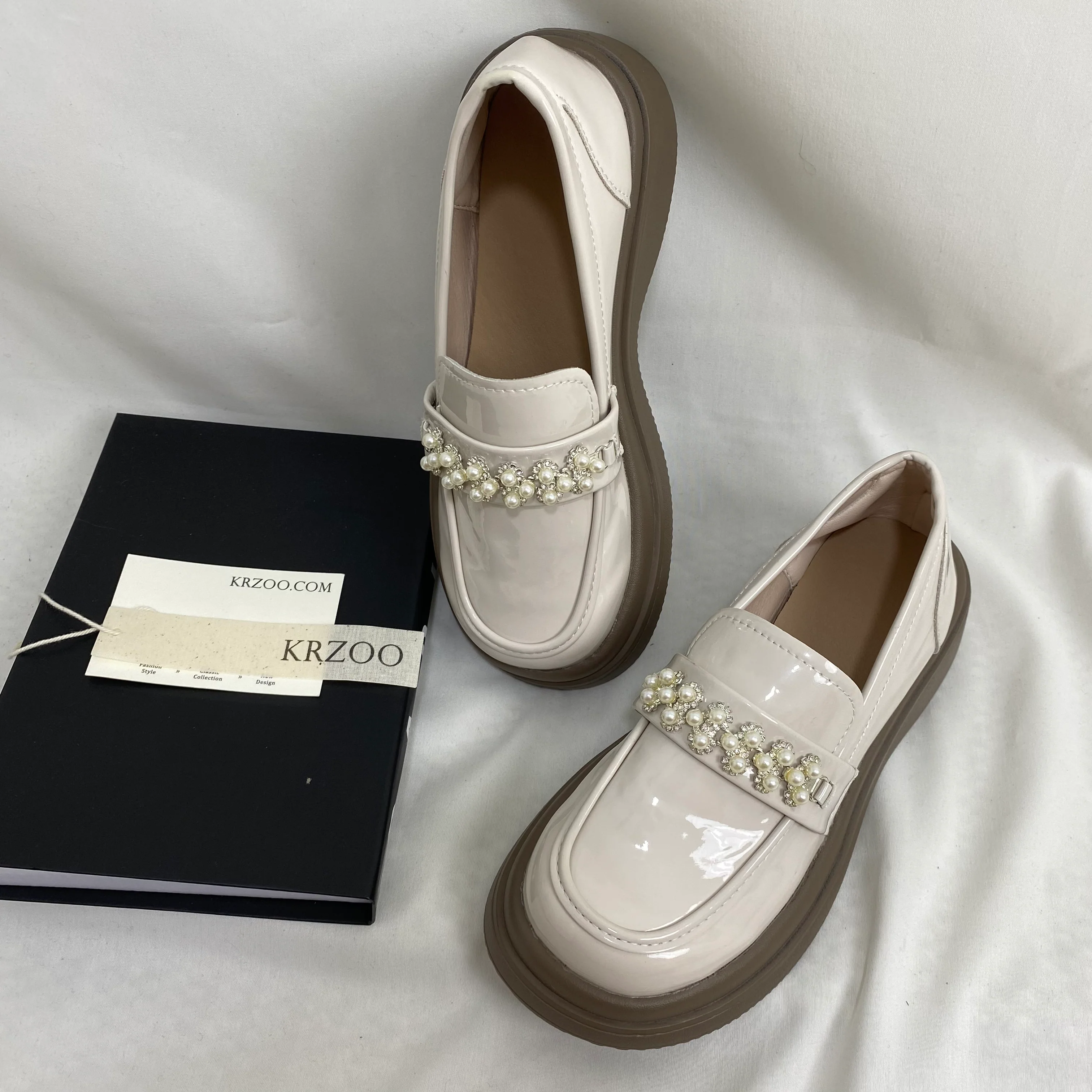 Pearl-Embellished Leather Shoes