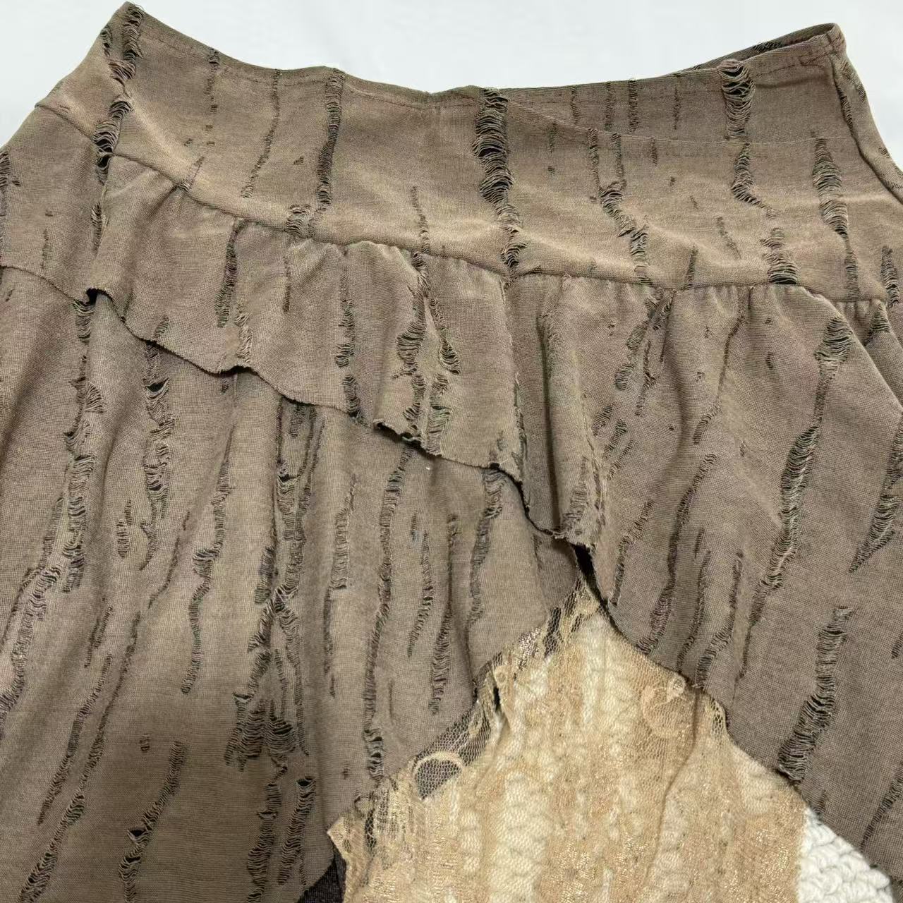 Retro Asymmetrical Lace-Paneled Pleated Skirt - Image 3