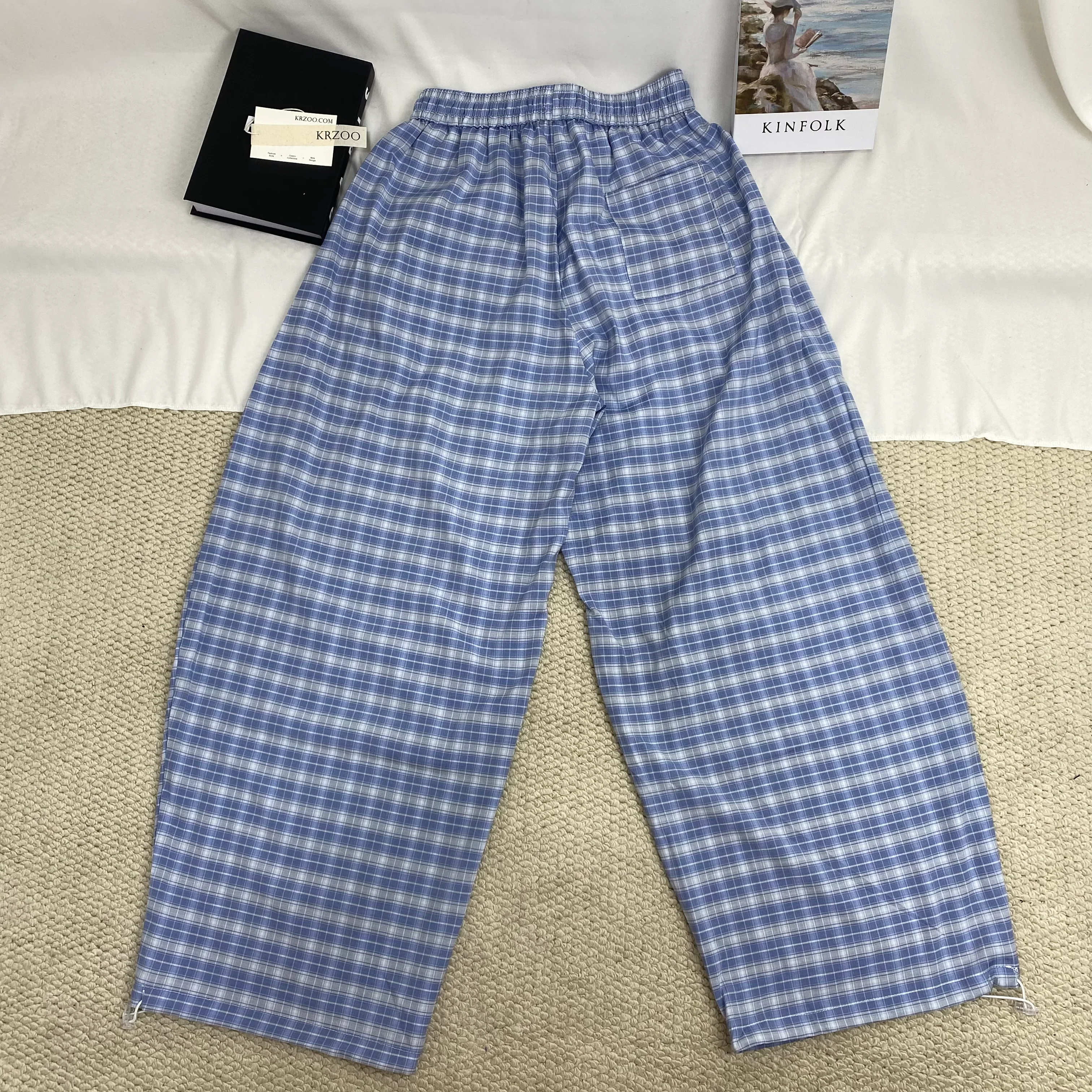 Retro Blue Curved-Leg Plaid Trousers - Image 2