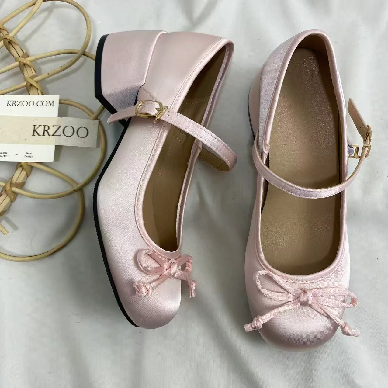 Simple Retro Chunky Heel Mary Jane Shoes - Image 2