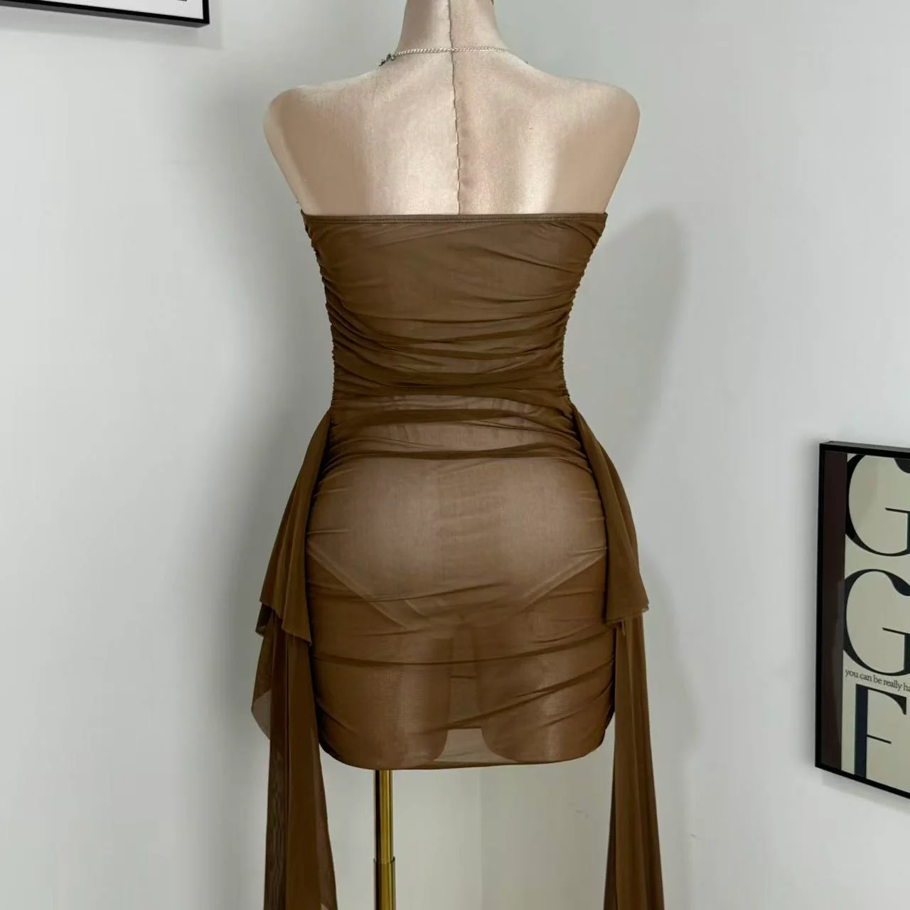 Sleeveless Strapless Flowy Dress - Image 3