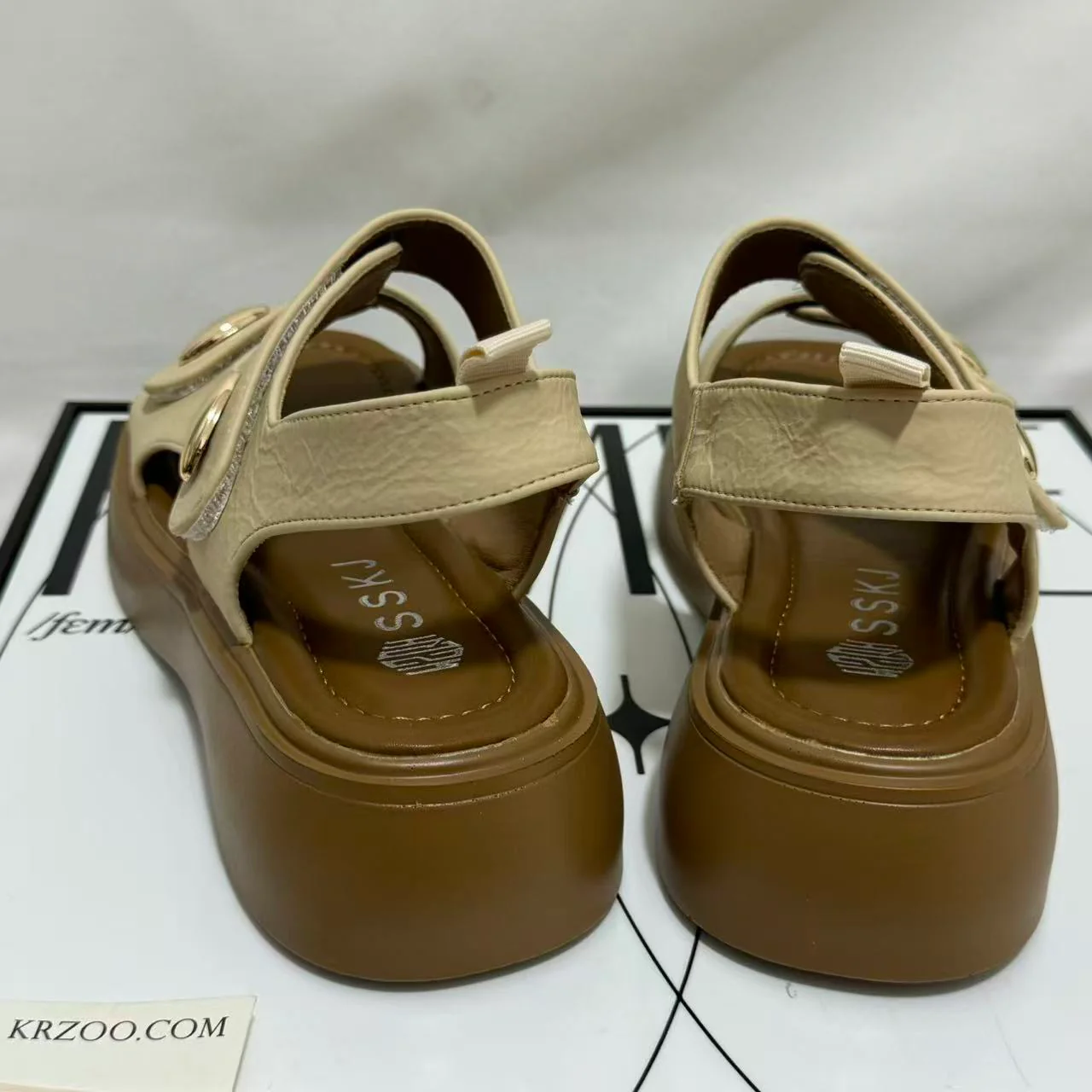 Soft-Soled Velcro Beach Shoes - Image 4