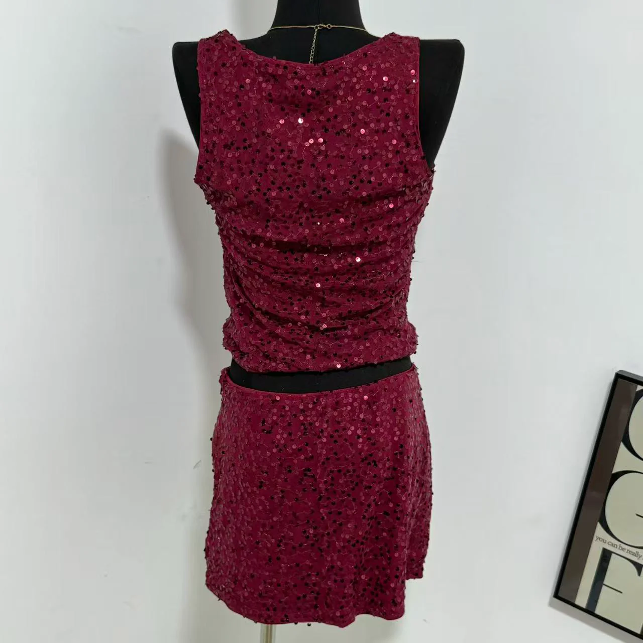 Solid-Color Sequin Set - Image 3