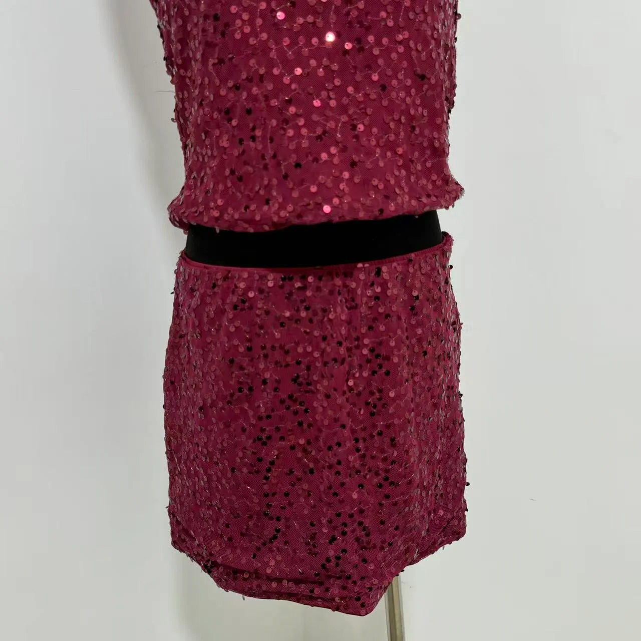 Solid-Color Sequin Set - Image 6