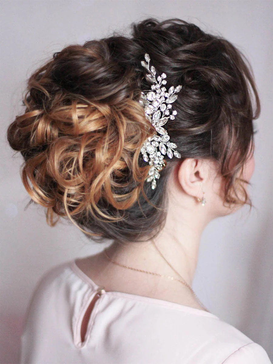 Sparkling Crystal Flower Wedding Hair Comb - Image 6
