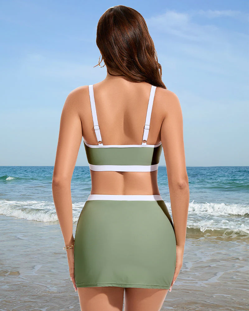 Sporty Color Block Side Slit Skirted Bikini Set - Image 3