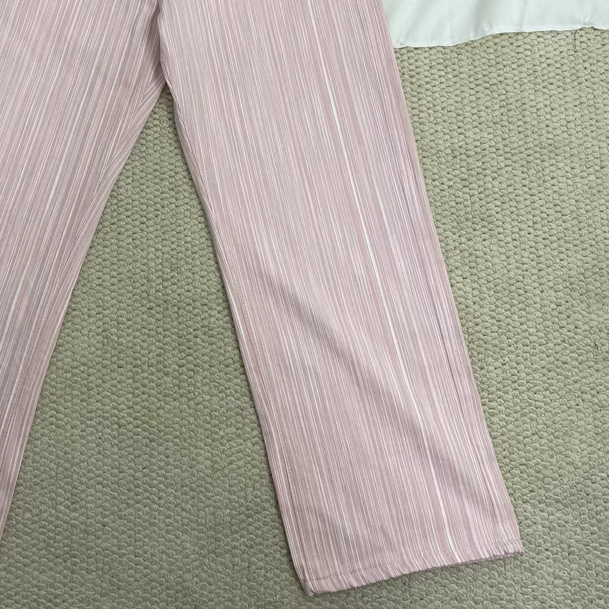 Textured Pink Denim Jeans - Image 3