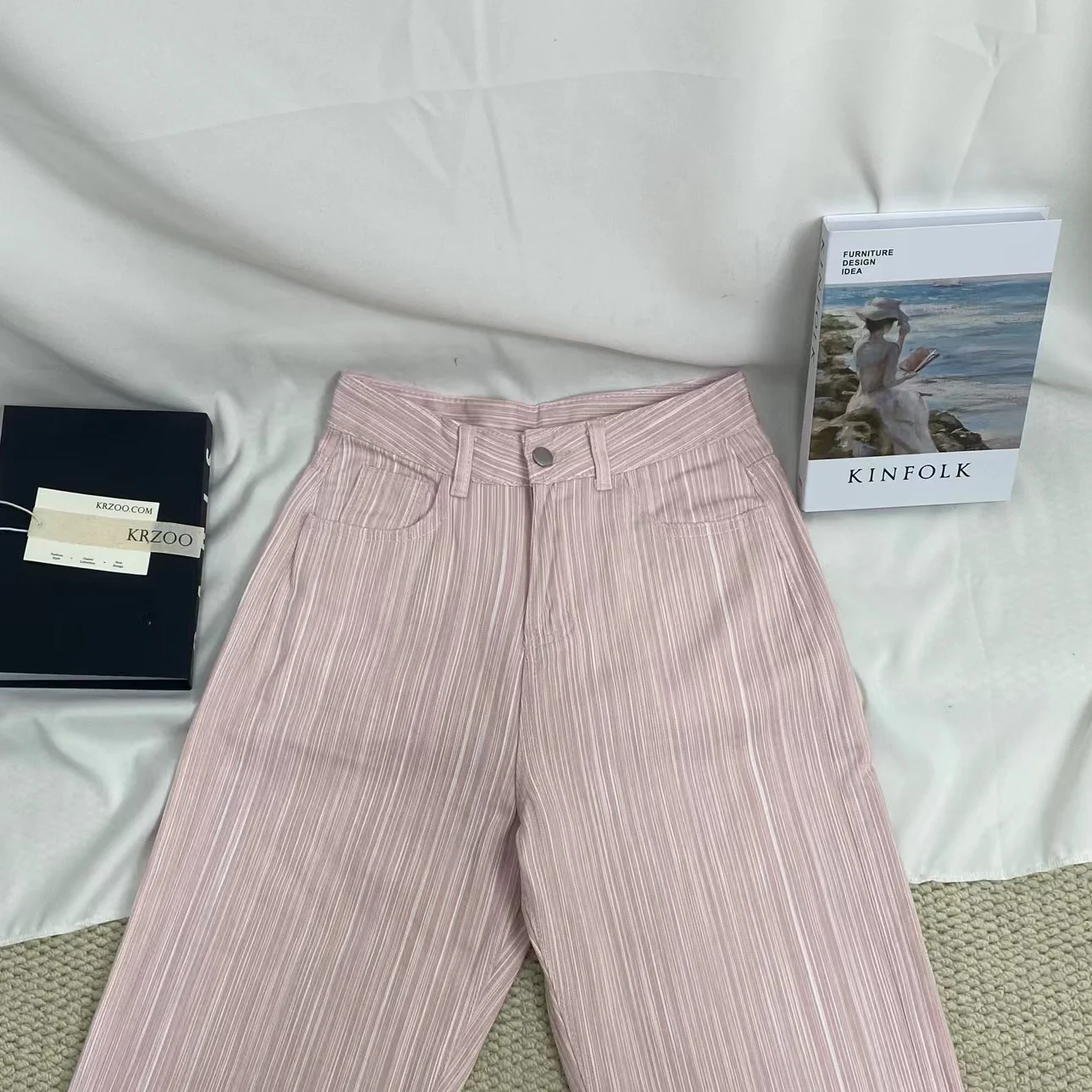 Textured Pink Denim Jeans - Image 5