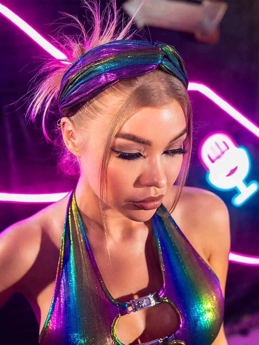 Women's Color Reflective Twisted Wide Headband - Image 3