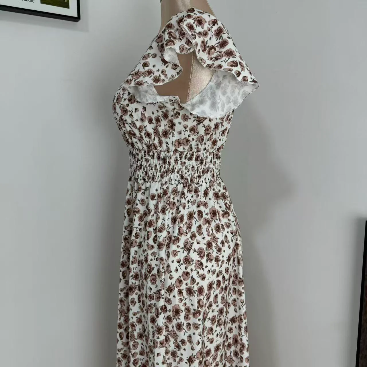 V-Neck Floral Print Dress - Image 5