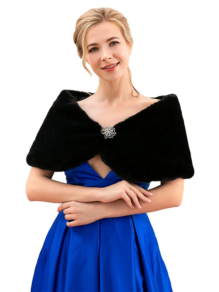 Wedding Party Fur Shawl - Image 4